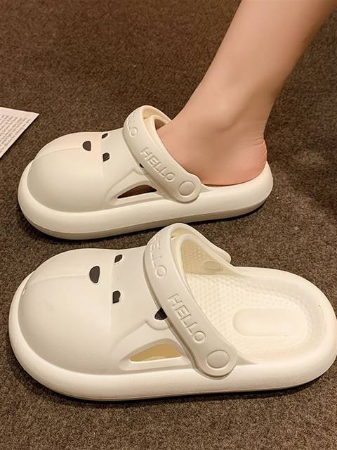 Cute Perforated Shoes for Women, Suitable for Outdoor Wear in Summer, Non-Slip Closed-Toe Slippers for the Operating Room, Beach Sandals for Women, 2023 Cotton Shoes for Winter
