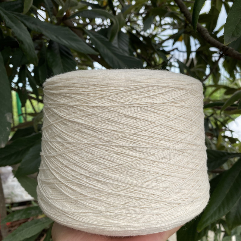 Italian Medium-Thick Wool Yarn, Soft Hand-Knitted Stick Stitch Scarf, Sweater, Hat Yarn, 90% Wool, 10% Cashmere Italian Medium-Thick Wool Yarn, Soft Hand-Knitted Stick Stitch Scarf, Sweater, Hat Yarn, 90% Wool, 10% Cashmere