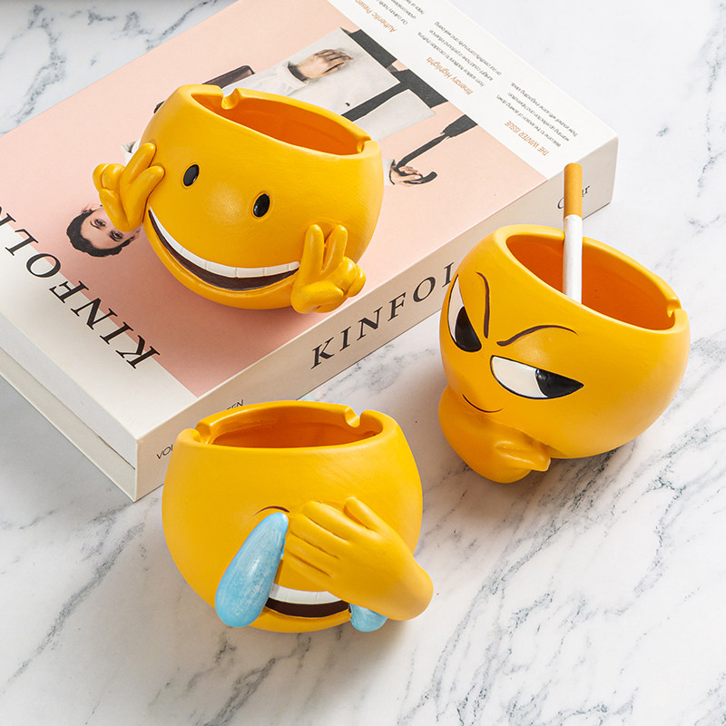 Morning Xiang Home expression Package Ashtray Cute Creativity Ceramic Large Smoke Cylinder Personality Trend On-board Windproof Anti-Fly Ash