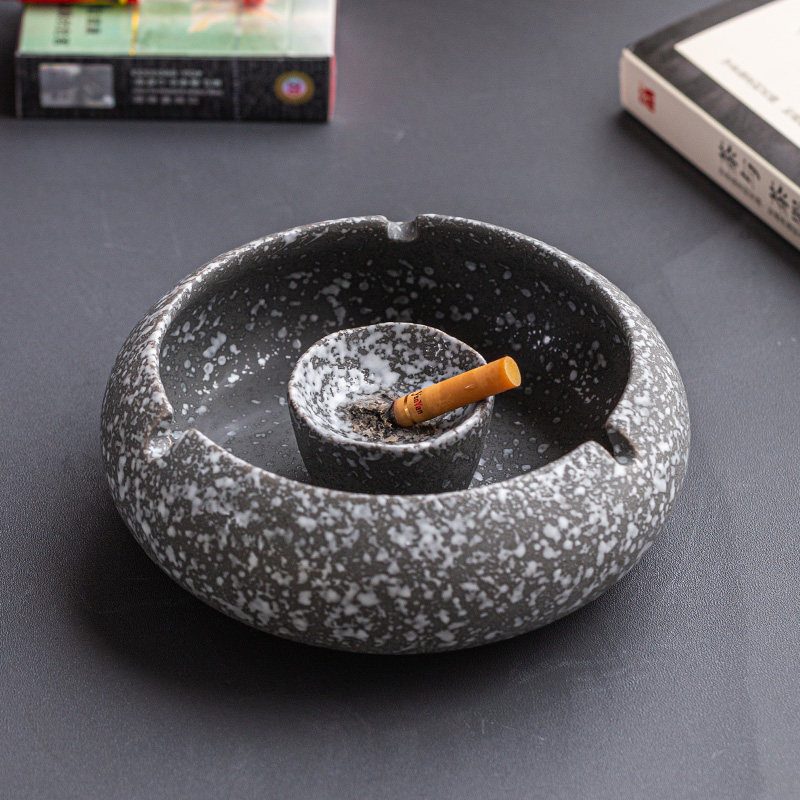 Tobacco Ashtray Ceramic Creative Personality Fashion Windproof Big bedroom Living room Crystal glass Tobacco Ashtray European-style Tide
