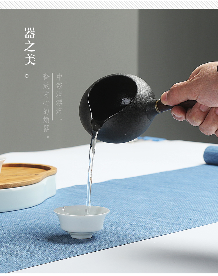 Chenxiang Gongdao Cup Bộ ấm trà bằng gốm Tay cầm bên ly Cup đen Cup Cup gốm lớn Trà biển Kung Fu Bộ - Trà sứ bộ pha trà đạo