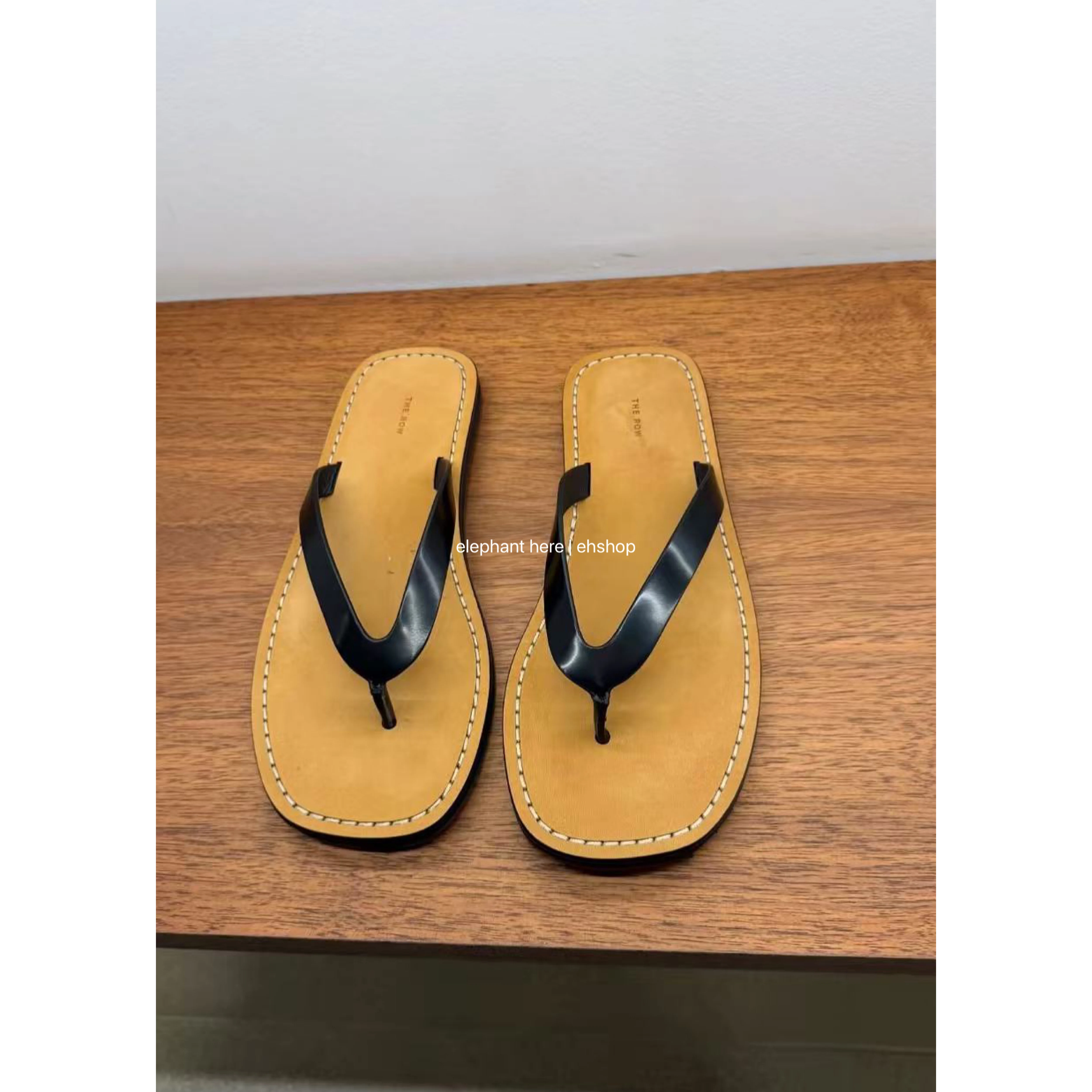 [【EH】36 the row City Flip Flop] Russian translation not provided since content is mixed Chinese and brand; please provide the exact input to translate.