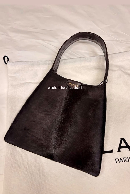 In Transit Alaia 26 Autumn/Winter Mini Handbag in Calf Leather In Transit Alaia 26 Autumn/Winter Mini Handbag in Calf Leather