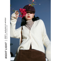 Luminous pure desire ins Shot Girls V collar striped sweater sweatshirt Relaxed Temperament 2021 Winter 100 lap blouses