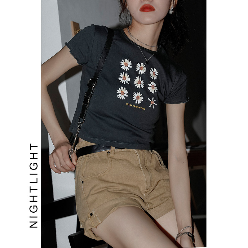 Short Sleeve T-Shirt Woman Summer New Pure Cotton Dew Navel Chicks Print Inside the bottom Shirt Tide Body Short blouses