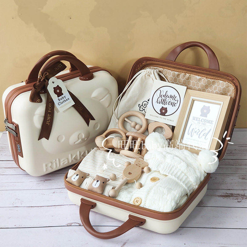 Hong Kong newborn baby clothes gift box set male and female baby full moon hundred days first birthday meeting gift set