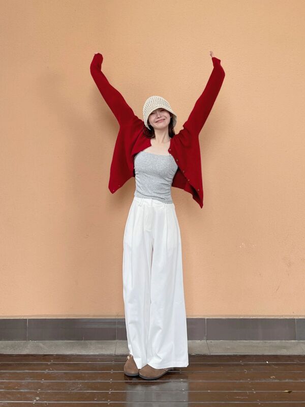 Early Autumn Women's Clothing 2025 New Red Thin Sweater Cardigan Jacket Petite Slim Short Knitted Top