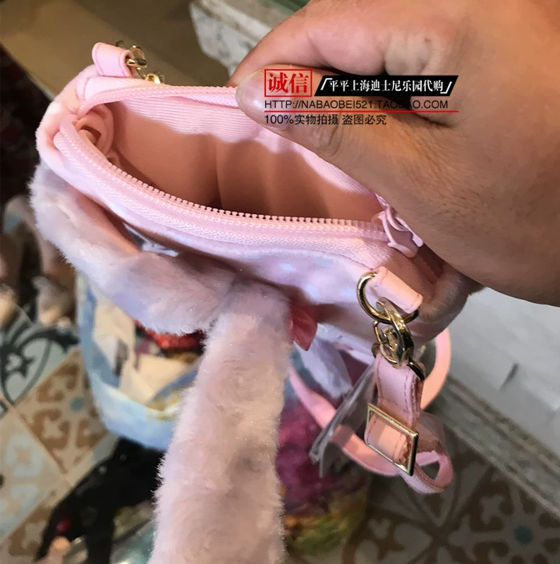 Loạt denim Duffy Shirley ngôi sao hoa hồng sương mèo họa sĩ túi Messenger gói điện thoại di động Thượng Hải Disney mua trong nước - Túi điện thoại