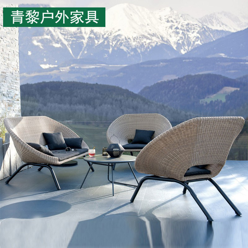 Outdoor rattan sofa coffee table combination living room courtyard garden villa balcony homestay rattan table and chair three-piece furniture