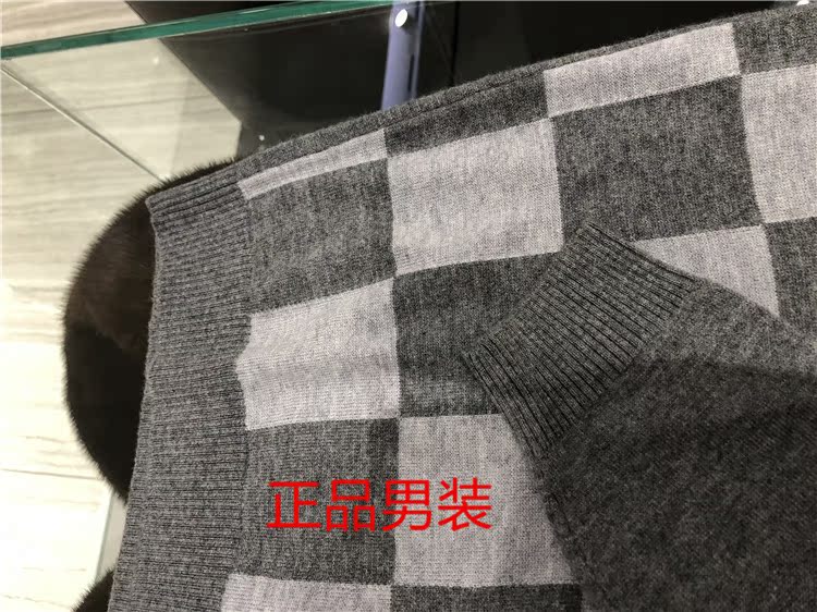 Counter chính hãng Wei * len nam màu xám nhạt kinh doanh thời trang cộng với áo len cashmere cổ chữ V mùa xuân áo phông nam hàng hiệu