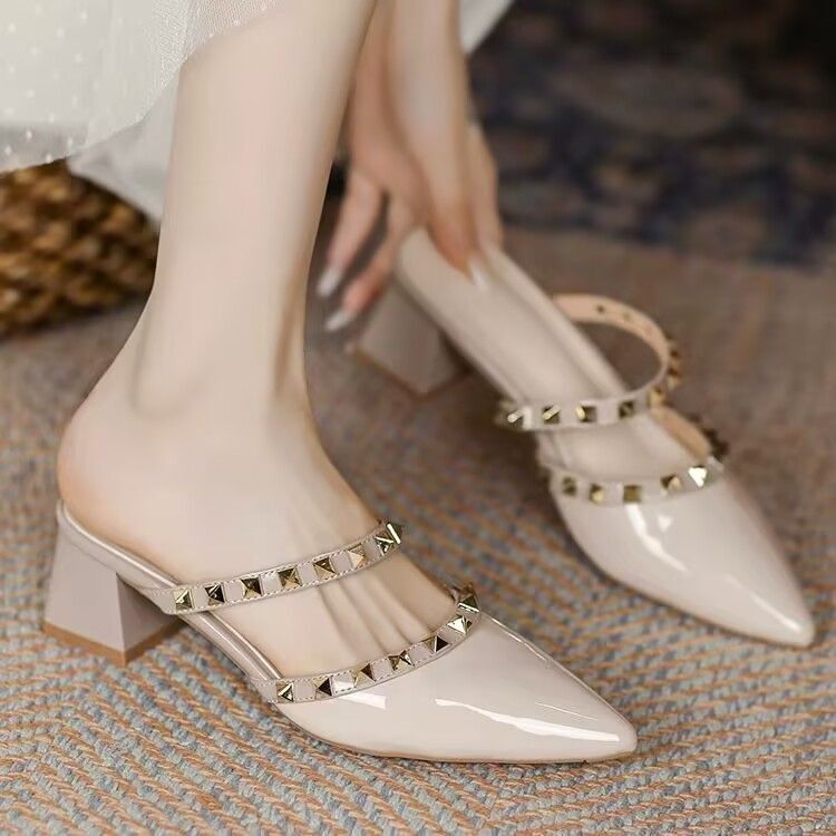 Spring and Summer Studded Sandals, Fairy-Style Pointed Toe, New French-Style Closed-Toe Chunky Heel Mules with Single Strap