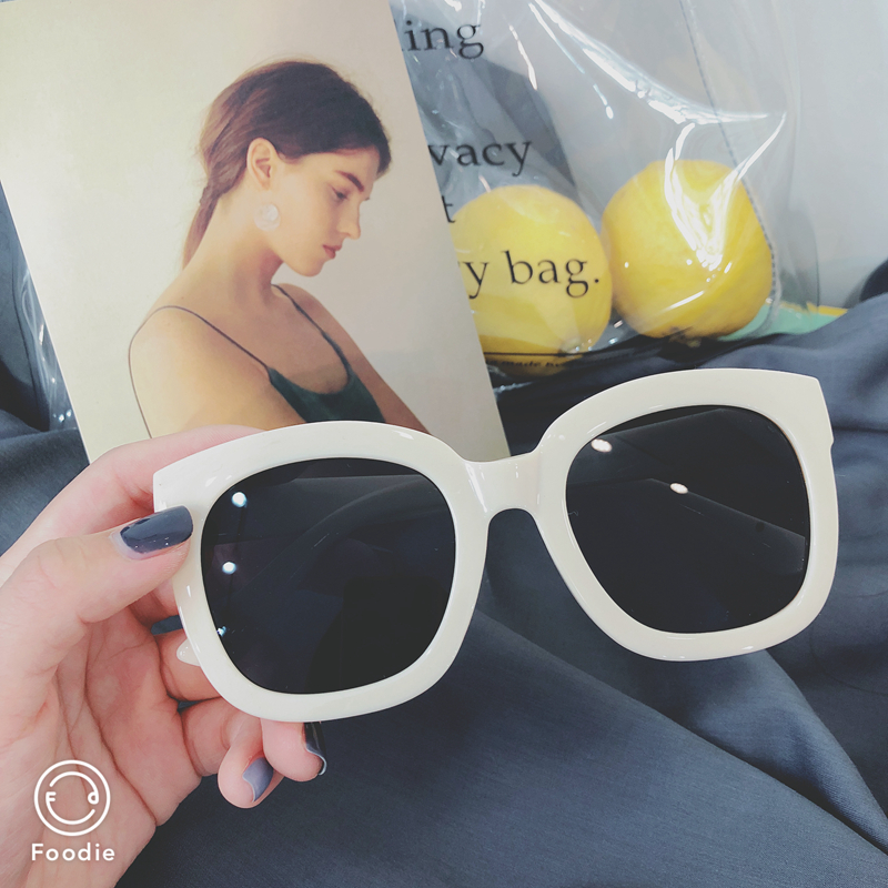 Miss SASA white big frame simple round face white polarized sun glasses retro sunglasses female red glasses female