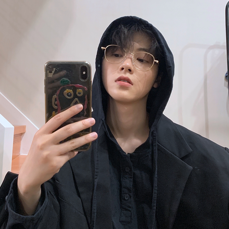 Li Yi Feng Li now the same section Korean version round metal small frame myopia glasses frame process mirror legs anti-blue light glasses