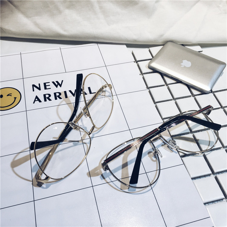 Kính retro kính nữ khung kính nam và nữ kính tròn Li Yifeng sao có cùng kính có thể được trang bị cận thị kinh mat