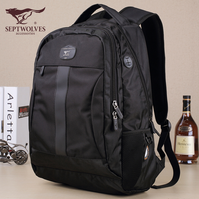 Seven wolves shoulder packs large capacity men travel bag business leisure tour 2022 new computer package bag