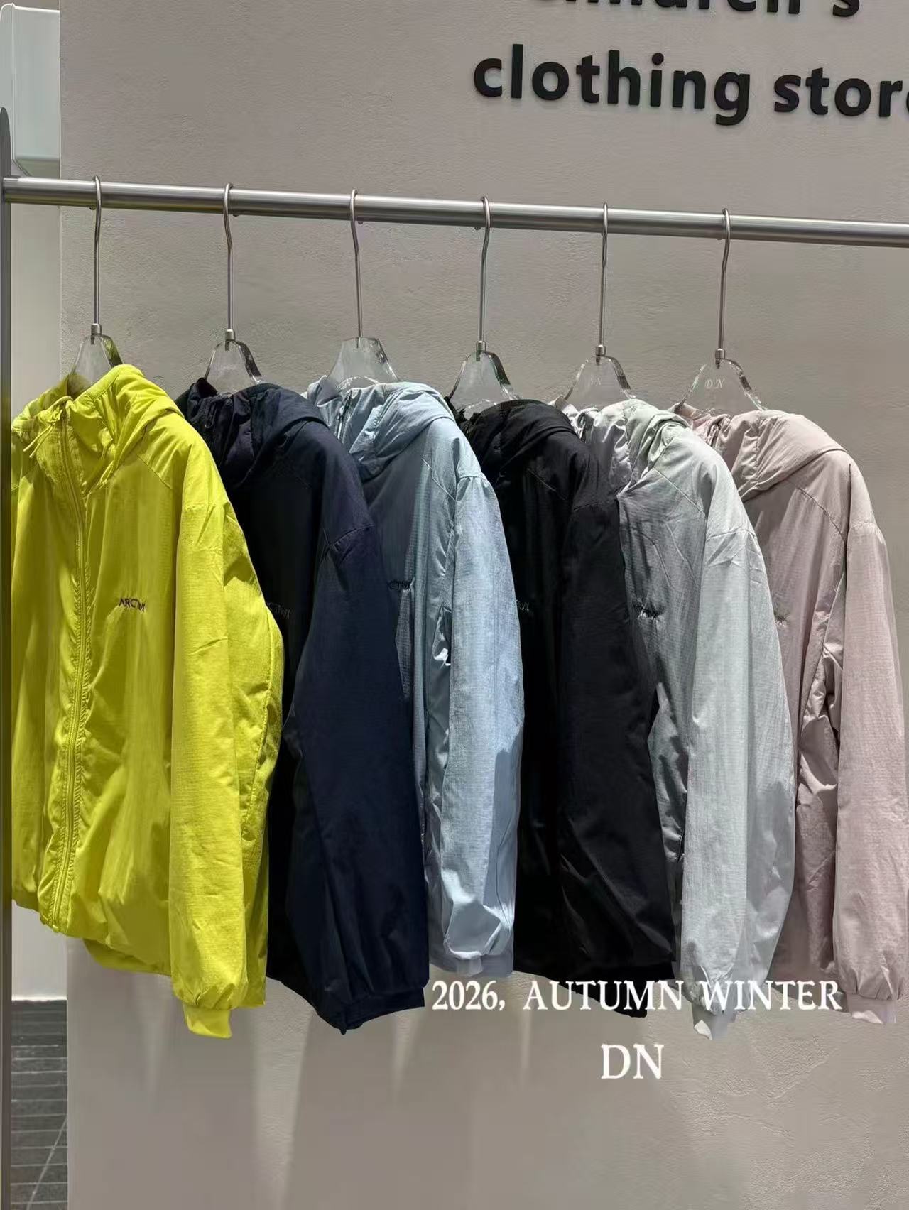 祖赫女童韩系连帽薄棉服26秋冬新款中大童冲锋衣外套男童拉链夹克 — 2