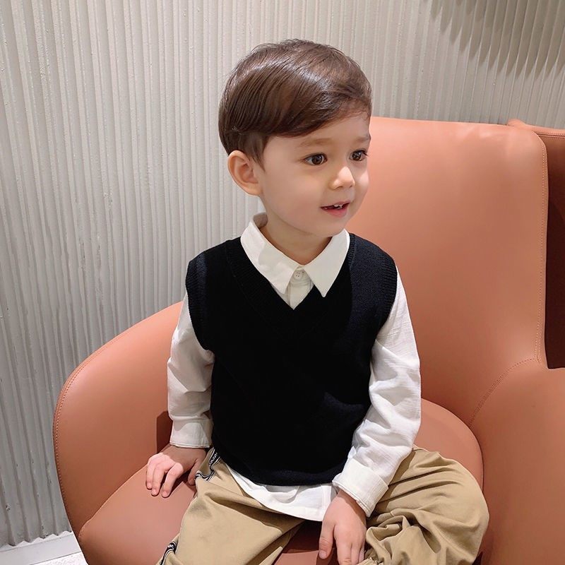 Spring Autumn Winter Clothing Warm Children Knit Waistcoat Vest Boy Foreign Pie 100 hitch V collar outside wearing a baby sweater