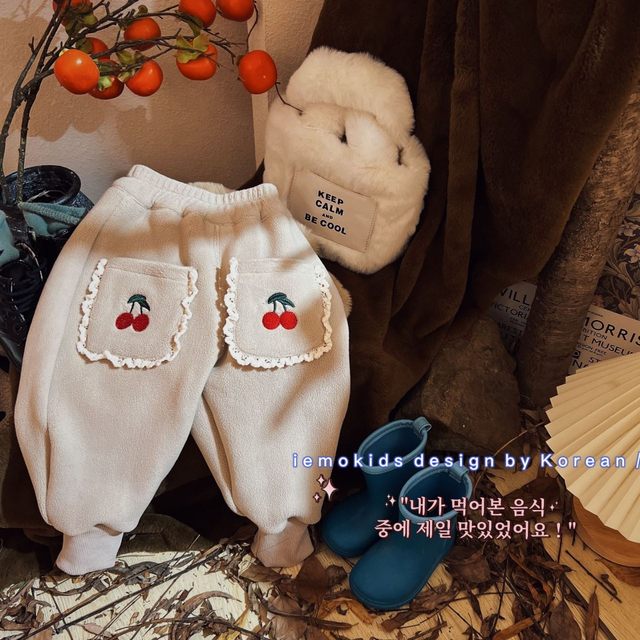 Girls double-sided velvet pants 2022 winter new style cute plus velvet leggings children's all-in-one velvet casual pants Korea