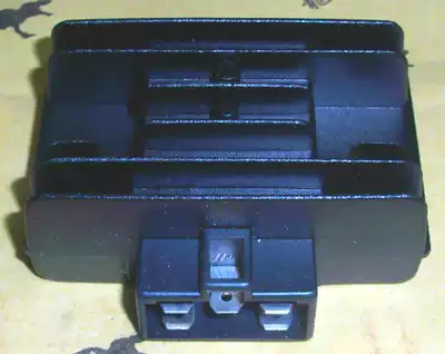 JYM125 Tianjian Heyen YBR125 Tianqi Locomotive Voltage Regulator Rectifier Charger