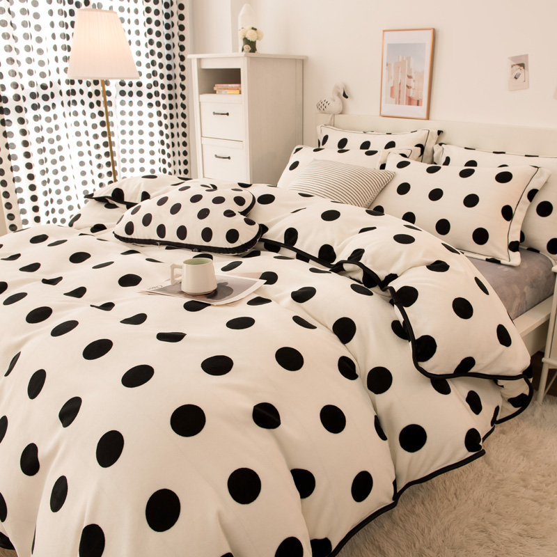 ins winter milk suede four sets of beds bedding black and white coral suede quilt cover flange suede warm bed hat 4