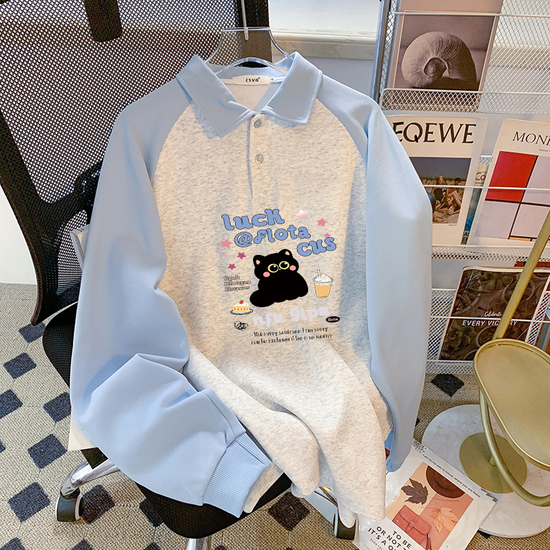 Csvq Milk Blue Lazy Cat Long Sleeve Polo Shirt with Color Block Design, Youthful Oversized College Style Couple's Turn-Down Collar T-Shirt