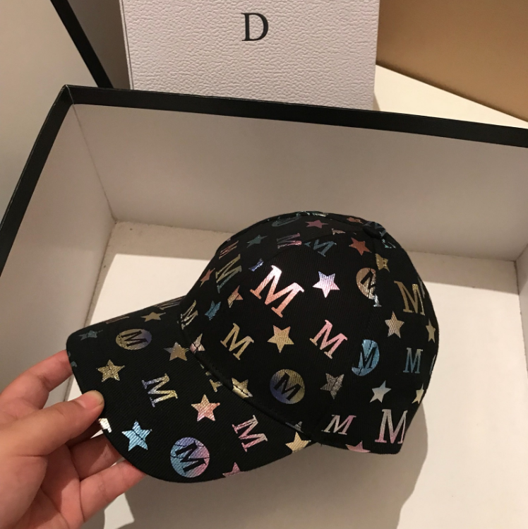 New Japanese graffiti letter baseball cap for women, versatile for both men and women, curved brim sun hat, casual and fashionable baseball cap detail image 9