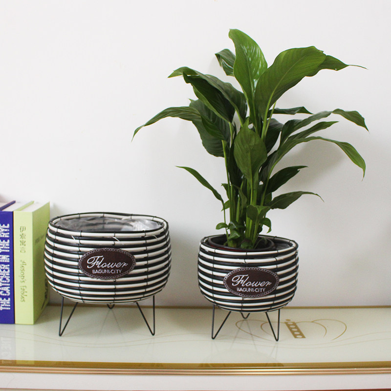 Handmade natural bamboo woven basket Wicker flower vase Bedroom living room background decorative decoration Woven basket Golden Ge flower pot