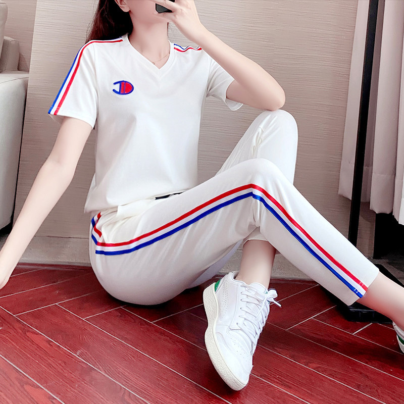 European station ice silk casual sports suit female summer large size thin section 2022 new fashion short-sleeved two-piece trend