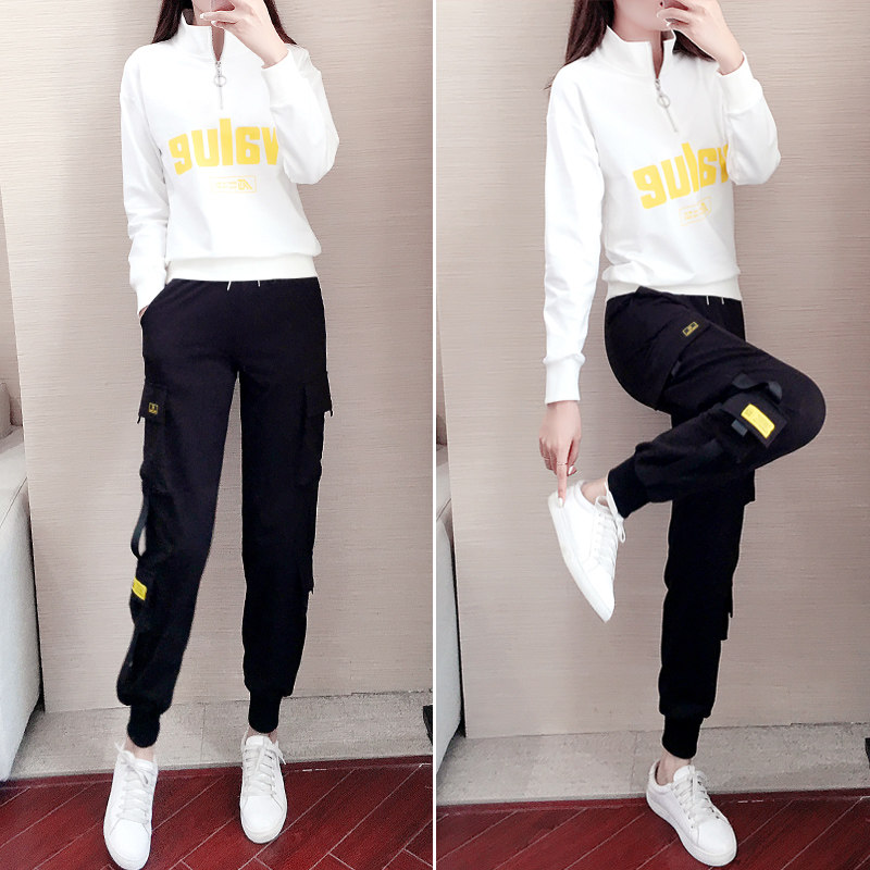 European Station White Casual Sports Suit Women 2022 Chunqiu Winter New Fashion Cavewear Two sets of women