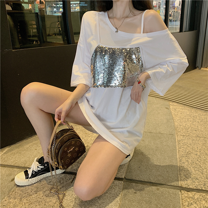 VK旗艦店 韓妞最愛超火亮小性感露肩短袖上衣