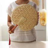 Mai Stround Fan Old -Модный Big PU Fan Group Fan Fan Grass Mosquito Репеллентный комар