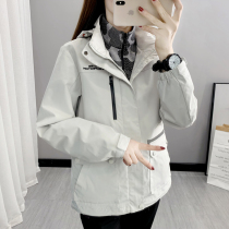 2021 three-in-one detachable male and female submachine clothing autumn winter plus suede thickened anti-craze jacket waterproof mountaineering suit