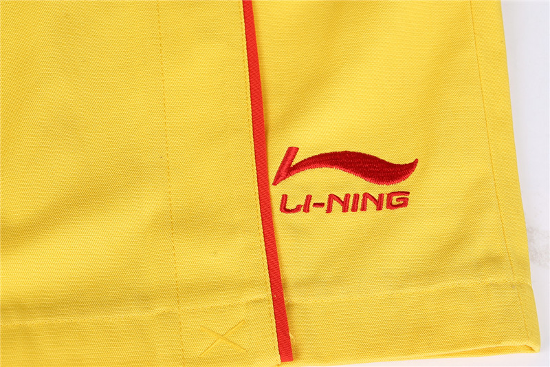 Li Ning tài trợ một loạt váy thể thao nữ 1SKC902-1 quần dài thể thao nữ