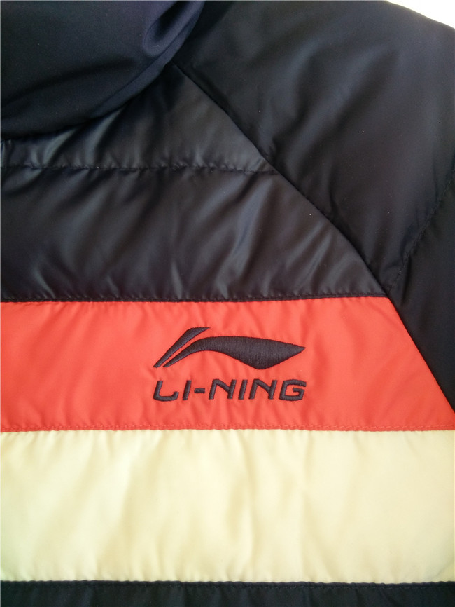 Li Ning nam thể thao cuộc sống hàng loạt ngắn xuống áo khoác AYMK087-3 áo phao hàn quốc