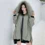 Mùa đông ấm áp phiên bản mới của Hàn Quốc với cổ áo lông thú rộng lớn hoang dã cộng với áo trùm đầu bằng nhung dài tay áo khoác cotton giản dị shop áo phao nữ
