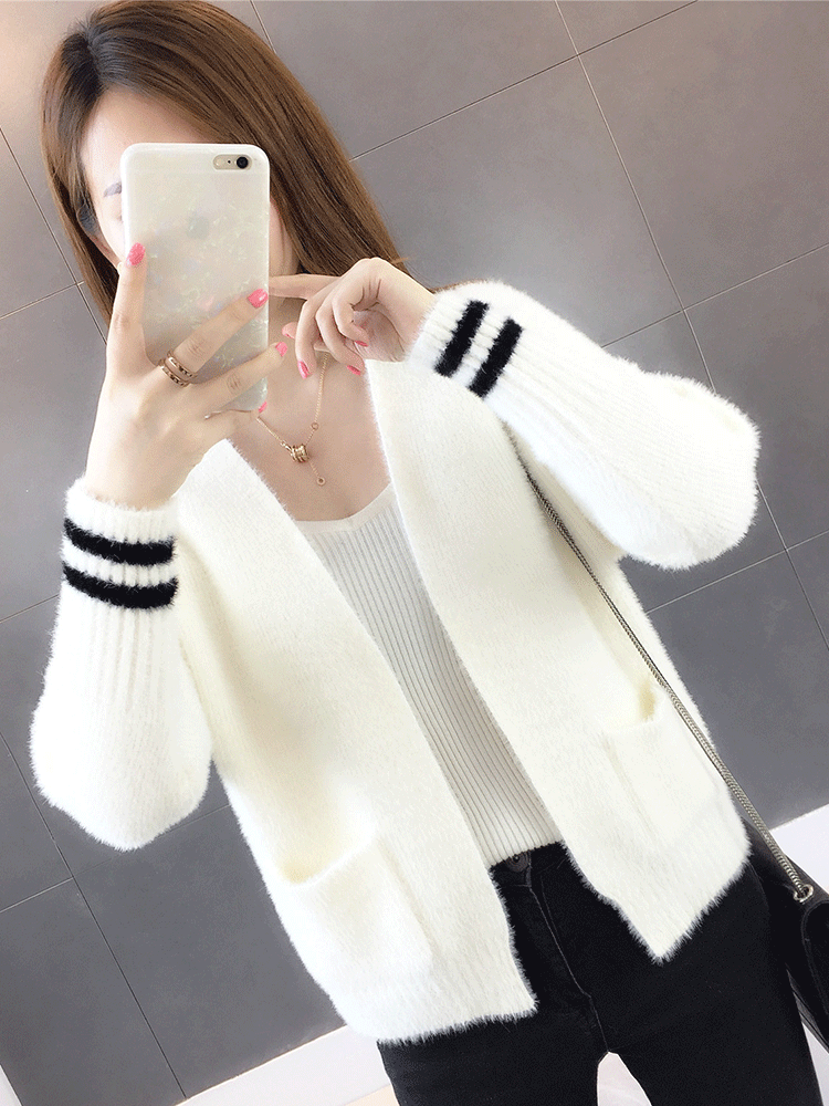 Coat women's spring and autumn 2021 new mink fluff short women's spring knitted cardigan Western style top tide