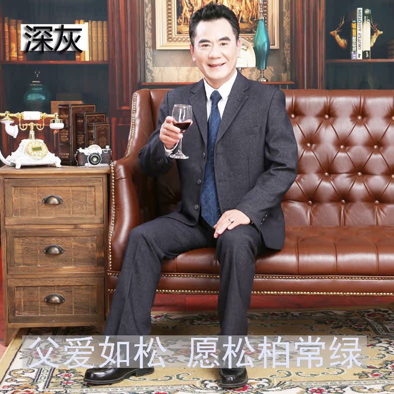 Phù hợp với tuổi trung niên vest cưới