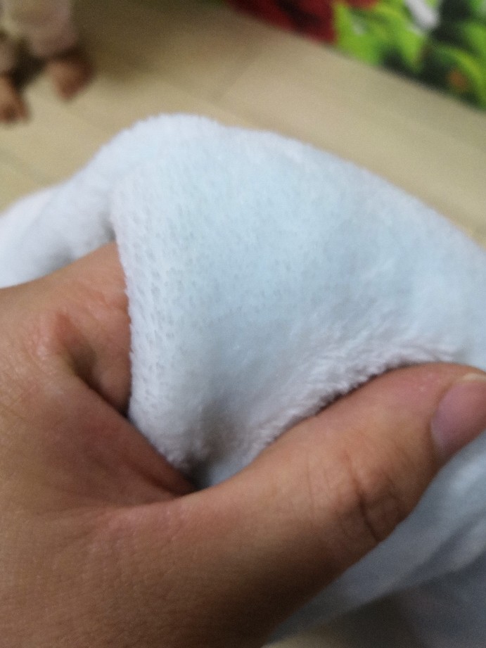 水星家纺 摩登KT法兰绒毛毯!