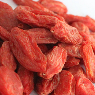 Farmhouse Self-production Ningxia New Cargo Red Wolfberry King Third-grade Meticulous Zhengzong Special Level Free Gunfruit