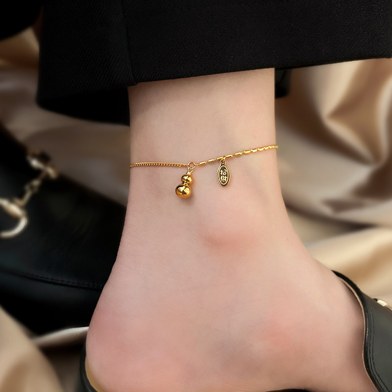 招财葫芦脚炼女2026新款潮高级感18k彷黄金ins小众足链钛钢不掉色
