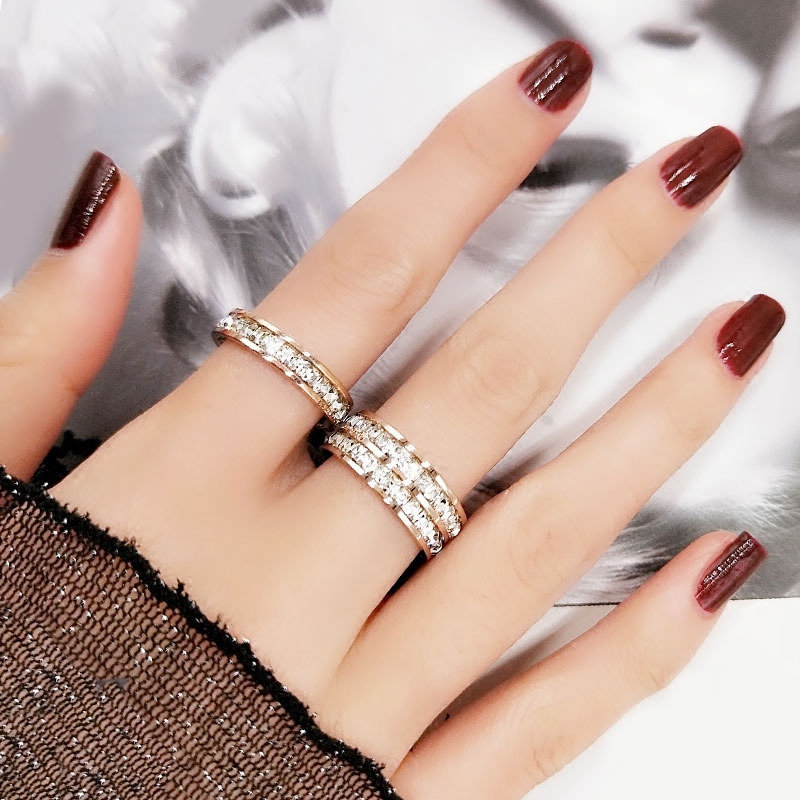 Large size row diamond ring Female ins tide broken diamond full diamond large ring thick fat hand mm advanced sense titanium steel does not fade