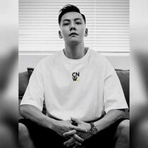 Summer Chen Wei Ting star same style brand short sleeve men Korean fashion loose Joker cotton letter printing T-shirt