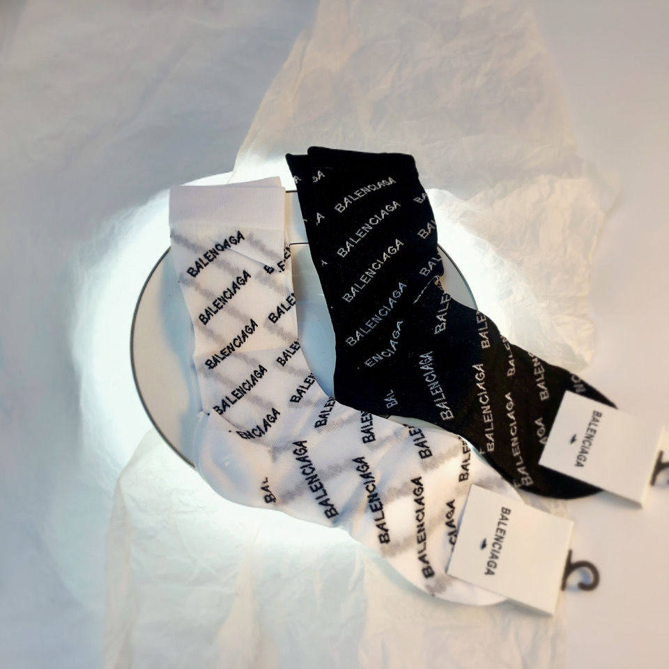 Black Silk Alphabet High Cylinder Women Socks Ice Silk Thin Tidal Net Red Calf Socks Spring Summer