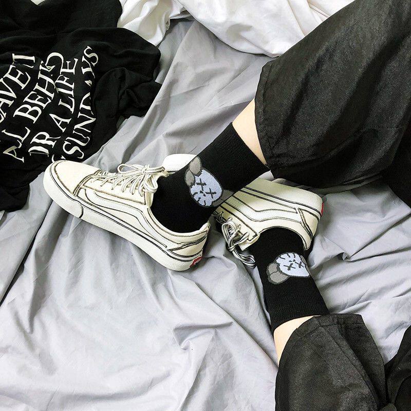 kaws socks xx2 double high cylinder long socks male and female midcylinder skulls sports long silo socks short socks children Korean version summer