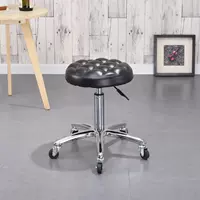 Железное колесо с черным хлебом