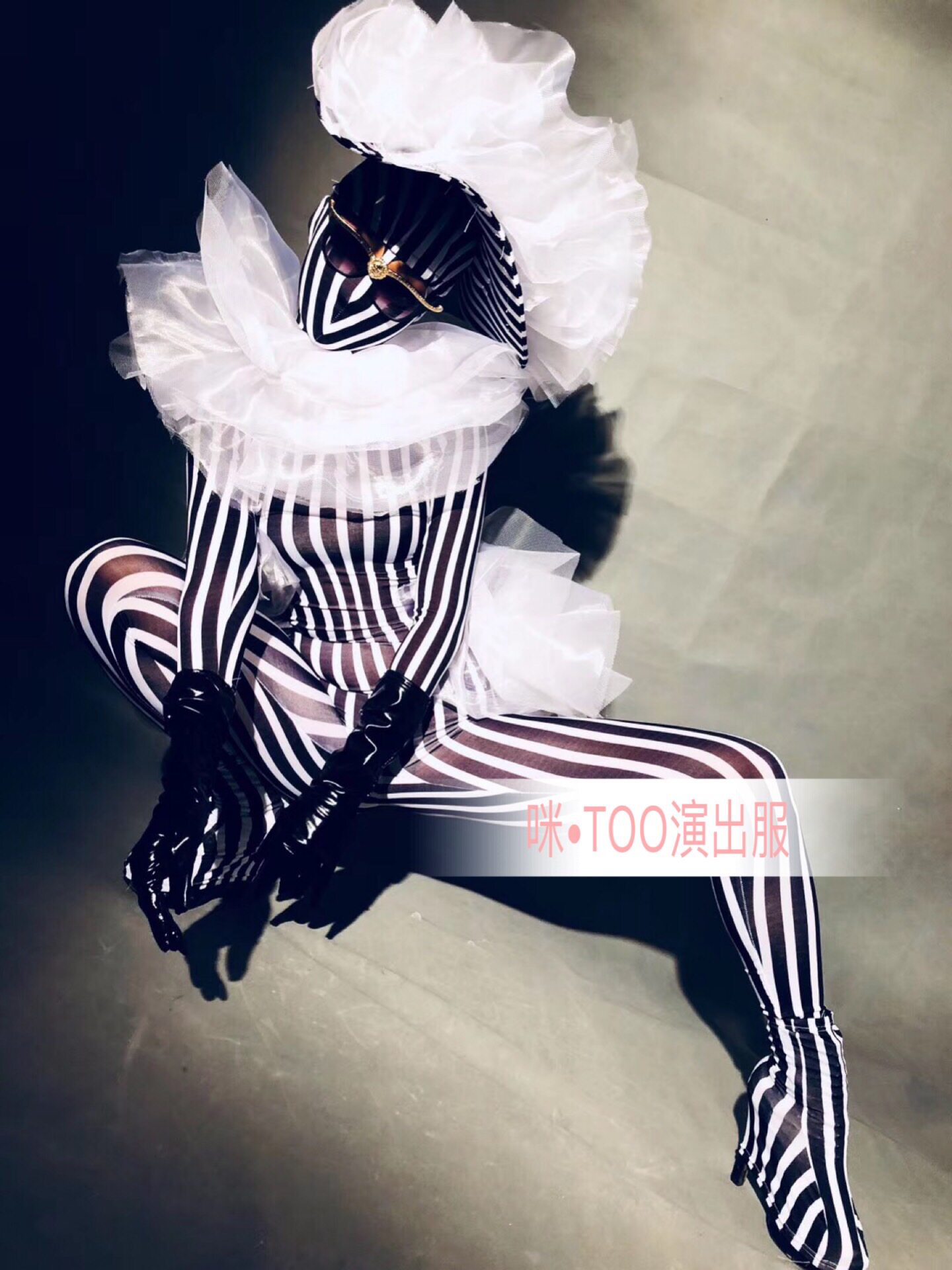 TT high-end party costumes black and white stripes Halloween GOGO DS dance costumes