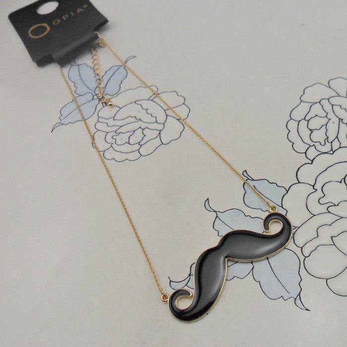 Whimsical Afanti Big Beard Enamel Necklace - Quirky Qingdao Find! - Detail image 1