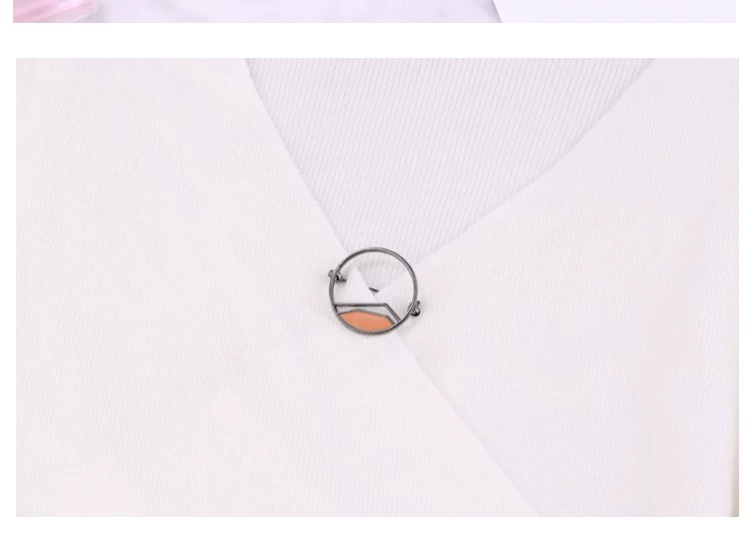 Hàn Quốc áo chống ánh sáng ngọc trai phụ nữ áo len cardigan đơn giản hình học ngọc trai pin trâm lụa khăn quàng phụ kiện khóa huy hiệu cài áo sơ mi
