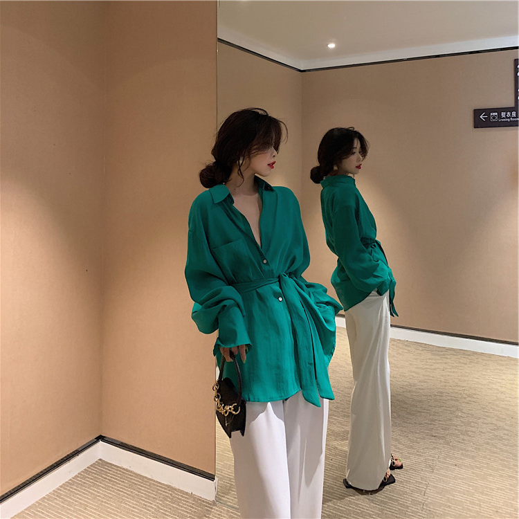 Hong Kong style light familiar cold wind loose long-sleeved shirt women's early autumn design feeling niche lazy waist retro top