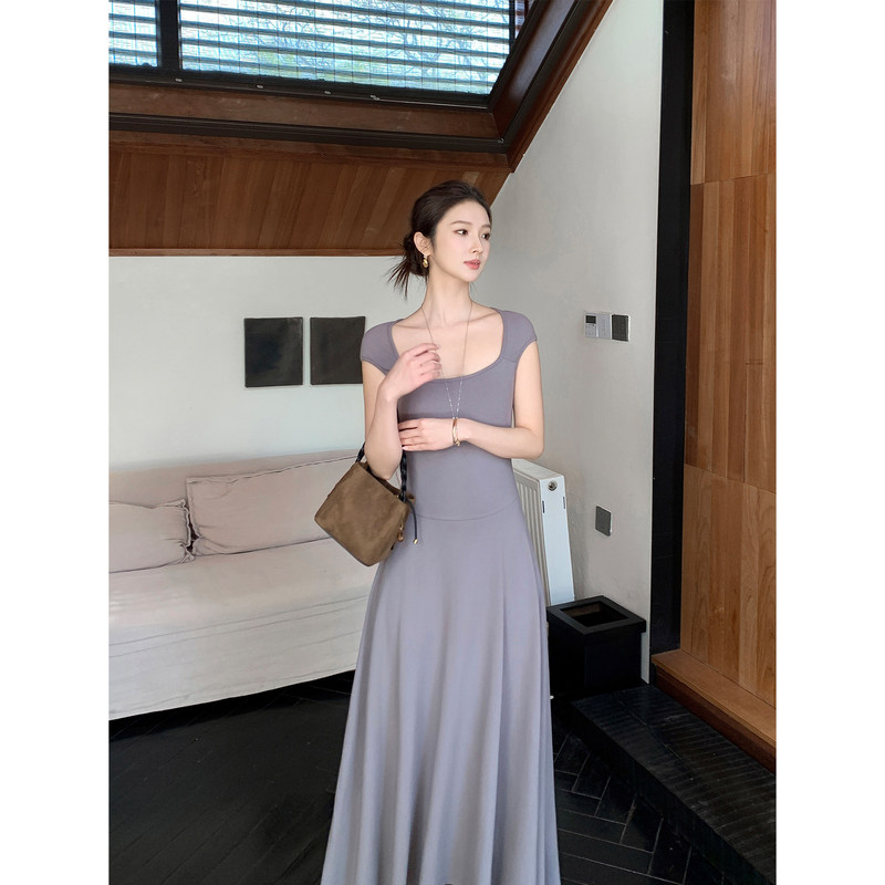 Gemqi Minimalist Aesthetic Elegant Body-Slimming Modal U-Neck Dress with Large Skirt Hem Long Dress